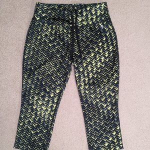Danskin Now ladies workout capris